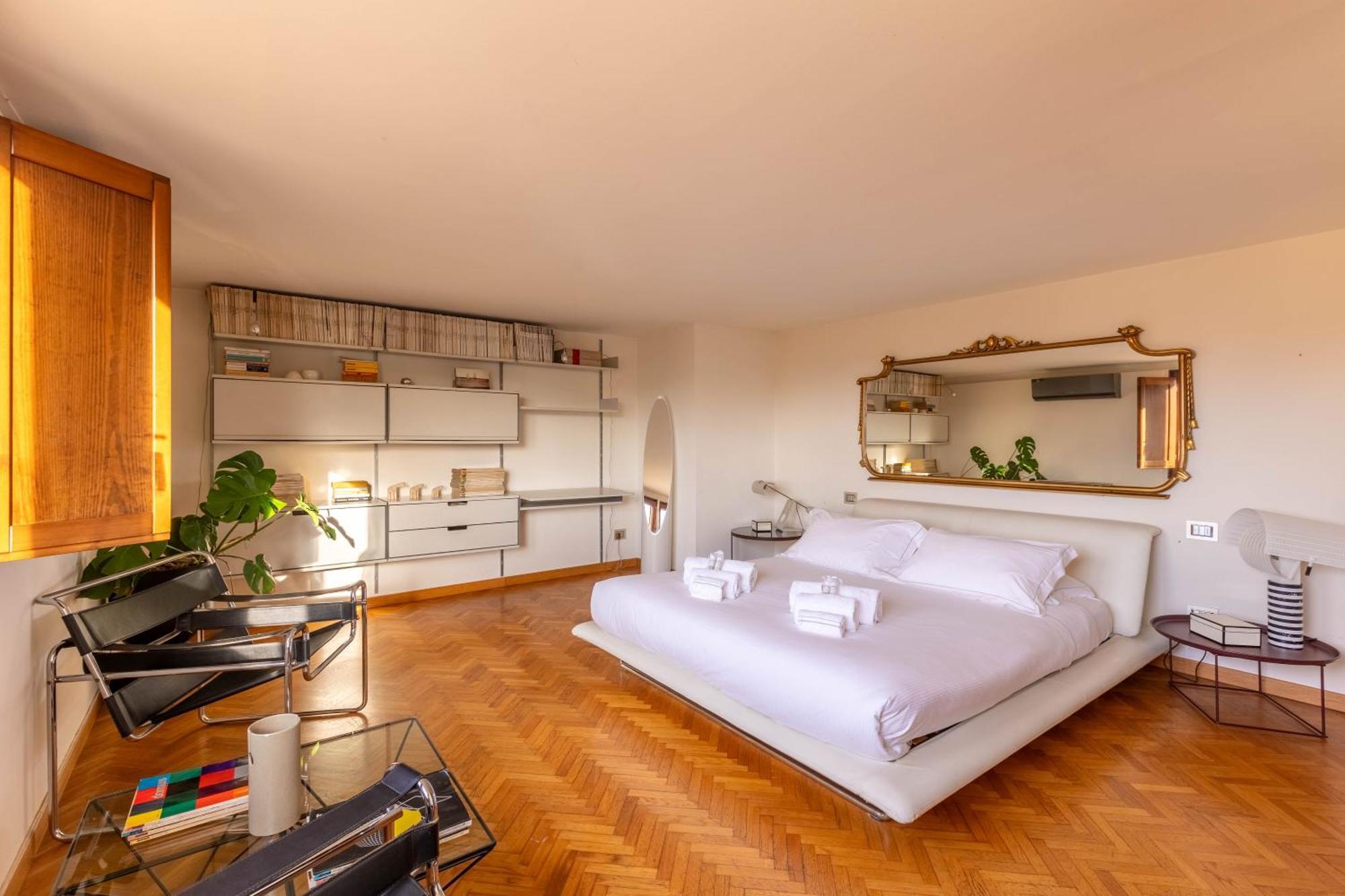 Design Unit With Incredible View Apartment *