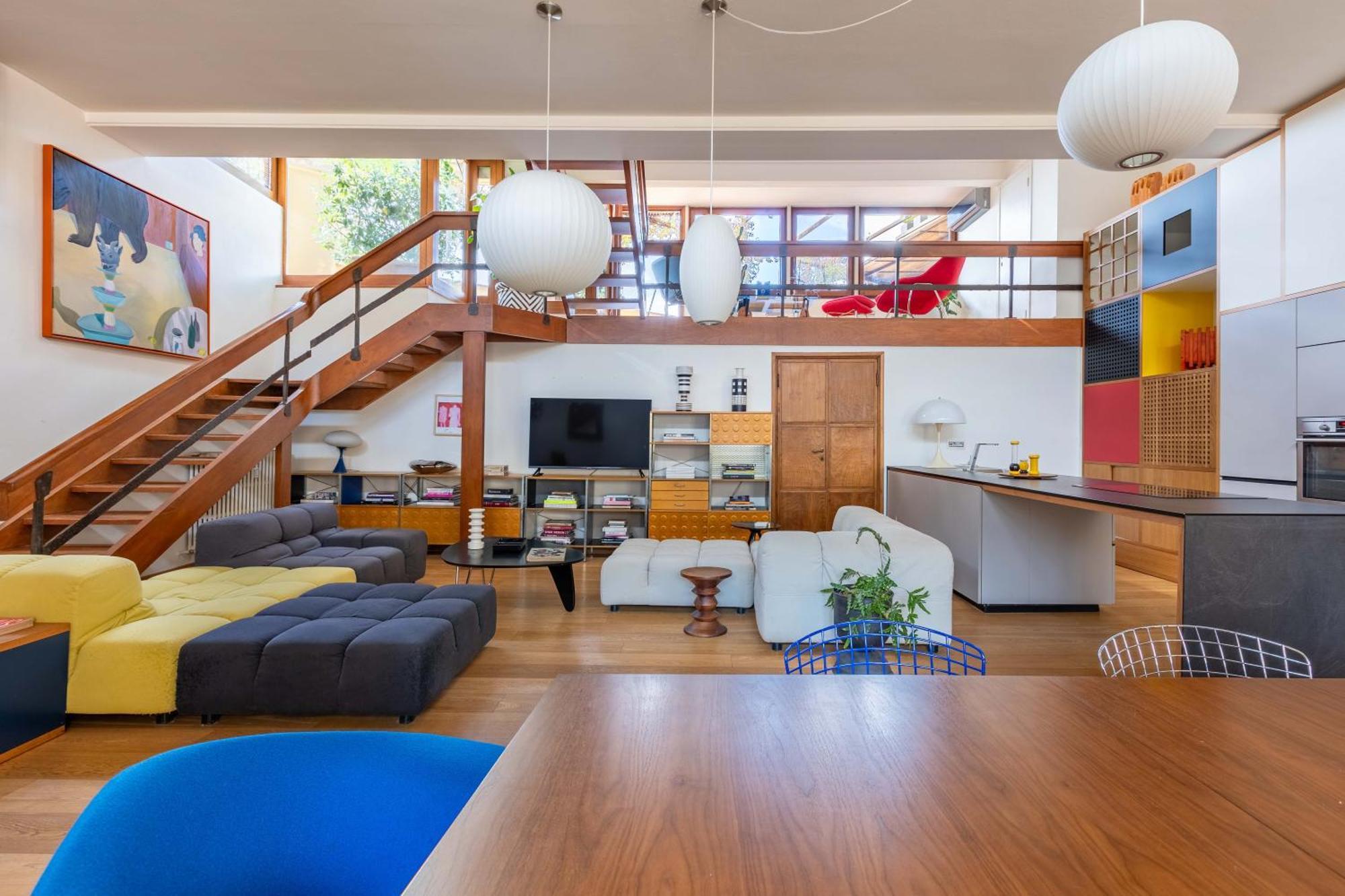 Apartment Design Unit With Incredible View Florence