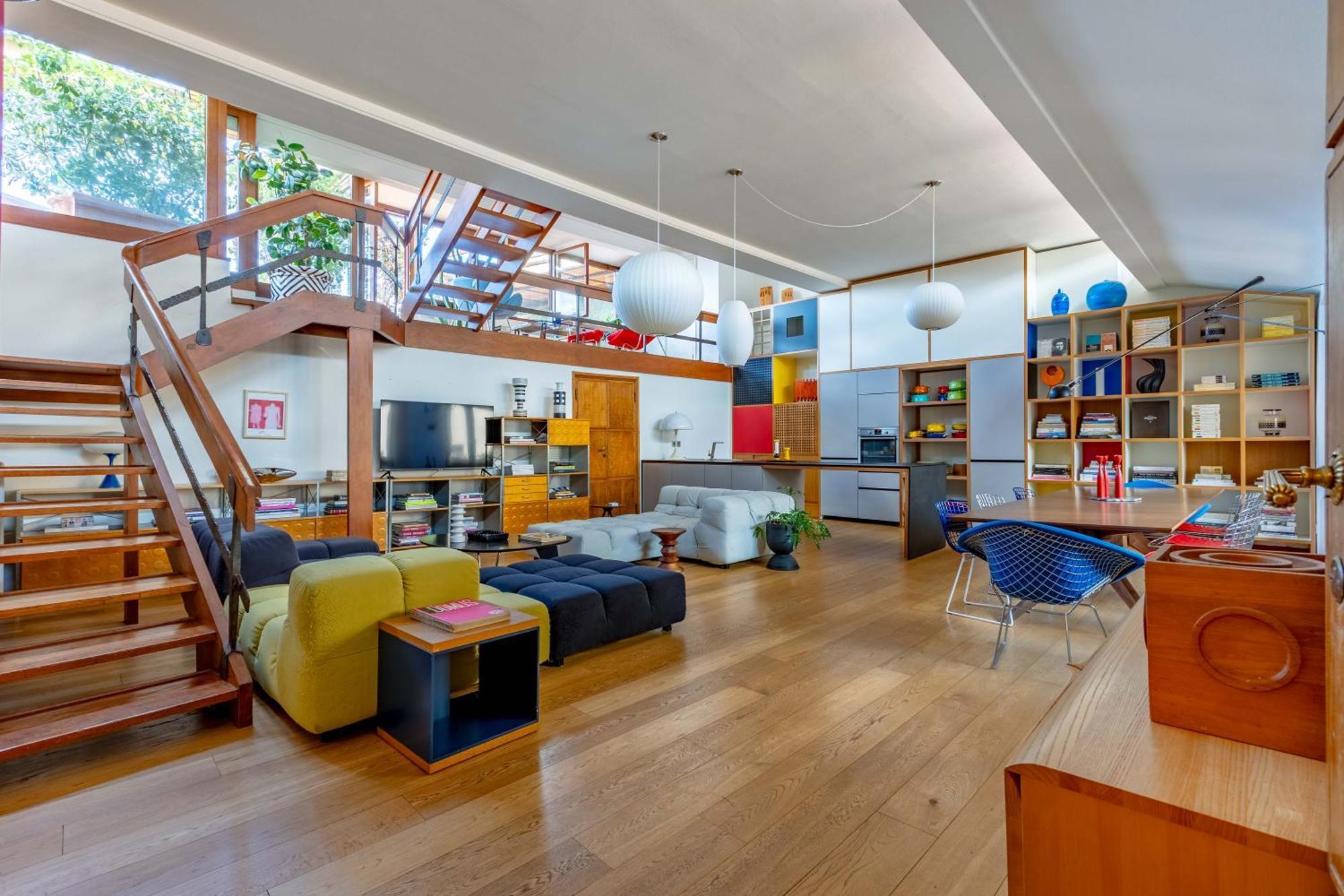 Apartment Design Unit With Incredible View